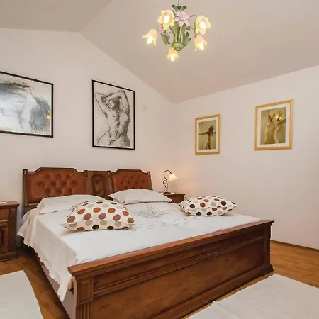 Holiday home Lovely Home In Nedescina With Sauna Nedescina