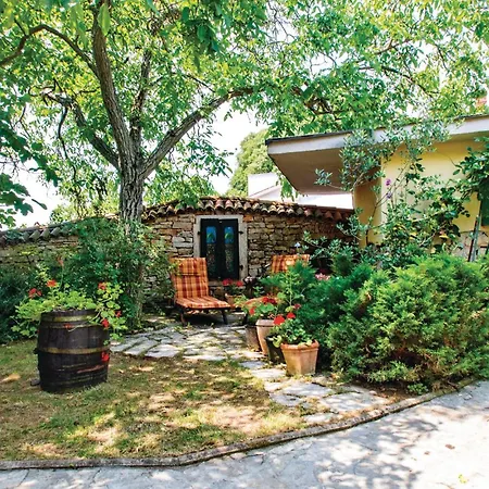 Lovely Home In Nedescina With Sauna Holiday home *